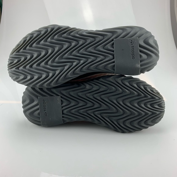 Adidas Sobakov Core Black Chalk Coral Sneakers New - Picture 6 of 7